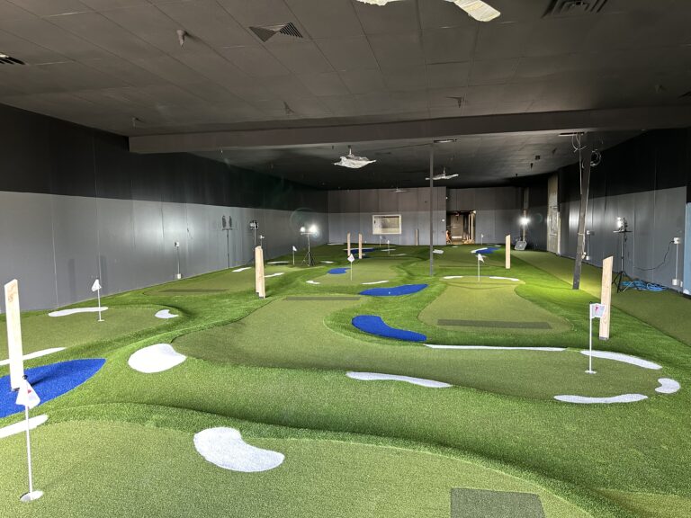 Mini Golf Putting Course